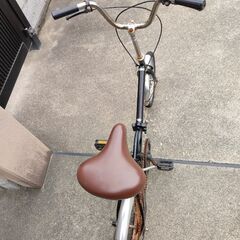 シート破れ無し 折りたたみ式自転車の画像
