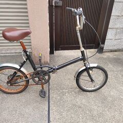 シート破れ無し 折りたたみ式自転車の画像
