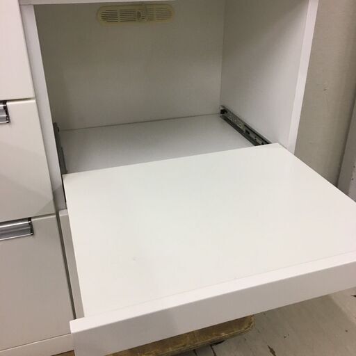  25142  3枚扉キッチンボード　食器棚　幅105cm 内田工芸   ◆大阪市内・東大阪市他 6,000円以上ご購入で無料配達いた