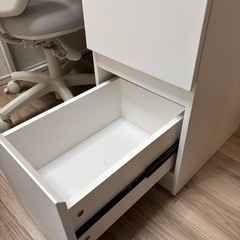 デスクと椅子お譲りしますの画像