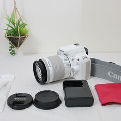 美品✨ Canon Kiss X7 ホワイト 標準レンズセットの画像
