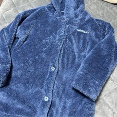 ハチワレ ちいかわ gu ラウンジパーカーの画像