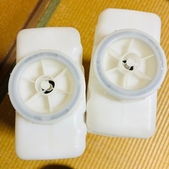 ホワイトウォータータンク 2個セットの画像