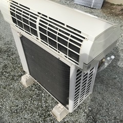 エアコン一式　2.5kw  ご利用下さいの画像