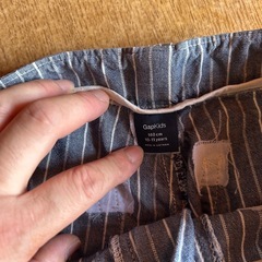 GAP kids ヒッコリー半ズボン　140の画像