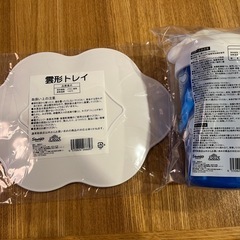 キキ&ララ　シナモン　サンリオ　キャラクター大賞　当たりくじ　タンブラー　トレイの画像