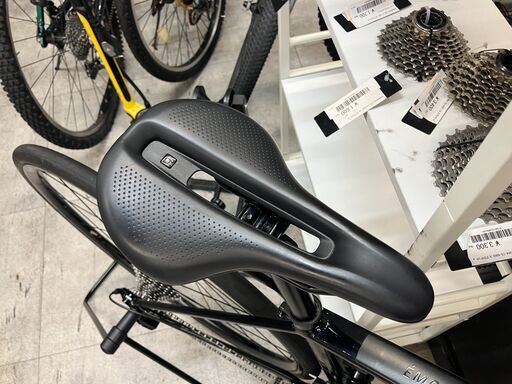 TREK 「トレック」 EMONDA ALR5 DISC 2023年モデル ロードバイク / 福岡店 ITVEVYRW2W7C-J