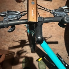 クロスバイク　自転車の画像