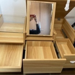 【受け渡し予定決まりました】ドレッサー、化粧台　収納付きの画像