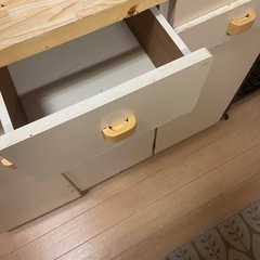 キッチン収納　サイドボード　の画像