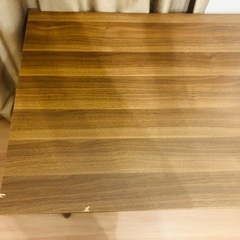 パソコンデスク
の画像