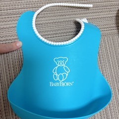 ★移動子供服フリマしてます★2個セット お食事 エプロン ベビービョルン ミキハウスの画像