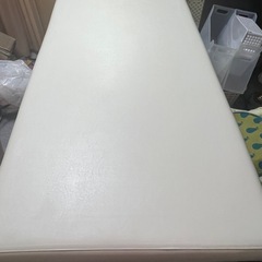 マッサージベッドの画像