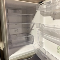 無料ジャンク品　AQUA製 355L冷蔵庫（2016年製）の画像