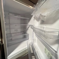 無料ジャンク品　AQUA製 355L冷蔵庫（2016年製）の画像
