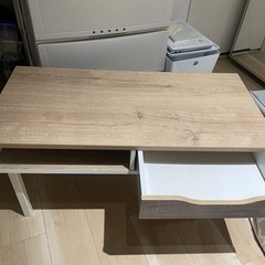テーブル　引き出し付きの画像