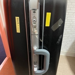 スーツケース　海外旅行の画像