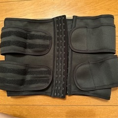 新品コルセット3点の画像