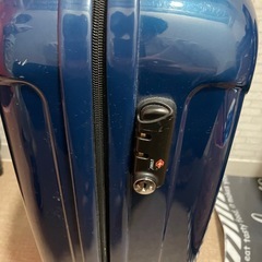 スーツケースの画像