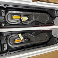 200　ハイエース　ヴァレンティ　テールランプの画像