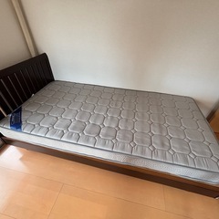 シングルベッド&マットレスの画像