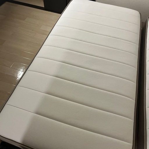 マットレス(シングル)一個