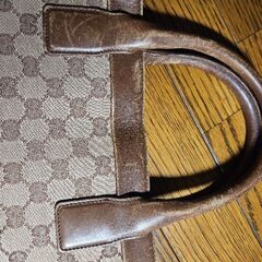 GUCCI ハンドバッグの画像