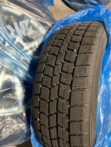 冬タイヤ⭐︎ヴォクシー　195/65R15