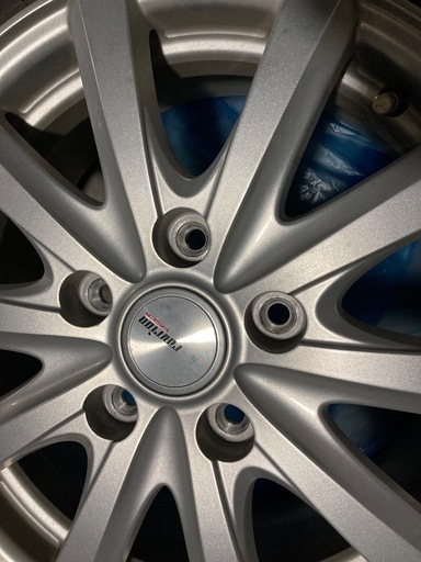 冬タイヤ⭐︎ヴォクシー　195/65R15