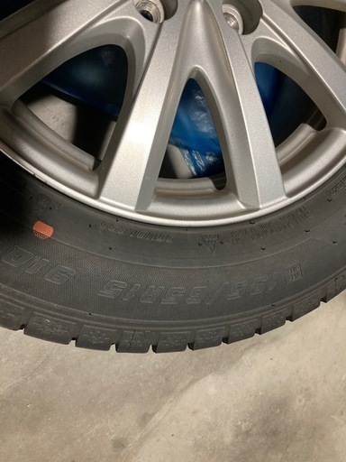 冬タイヤ⭐︎ヴォクシー　195/65R15