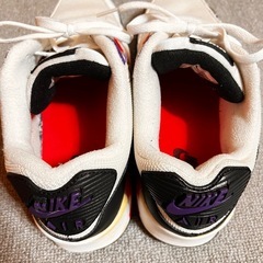 NIKE AIR MAX 90 ESSENTIAL スニーカー 29
cmの画像