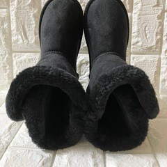 【新品未使用】　moz モズ　キッズ　ブーツ　18〜19センチの画像