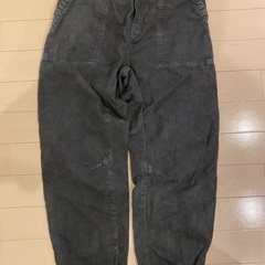 ZARA コーデュロイズボン　サイズ152の画像