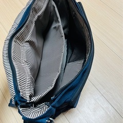 斜めがけカバンの画像