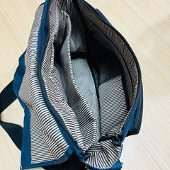 斜めがけカバンの画像