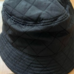 タグ付き新品未使用　黒 キルティング バケットハット GHT8301 帽子の画像