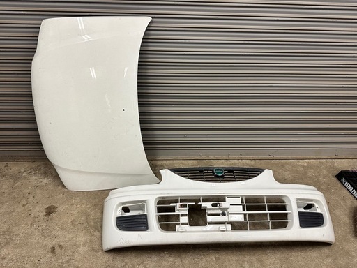 ミラウォークスルーバン　l500 バンパー　ボンネット　w09