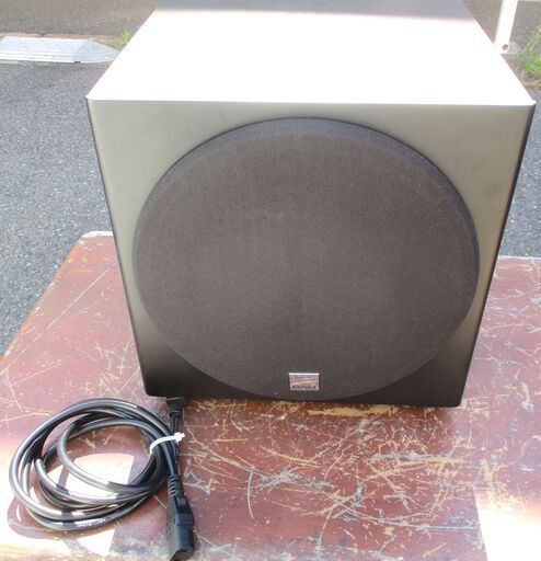 ☆ダリ DALI SUBE9F E-9F サブウーファー ウーバー◆小型軽量で且つ出力が大きいClass Dアンプを搭載