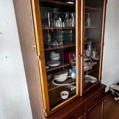 食器棚　アンティーク カップボード　の画像