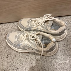 未使用❣️スニーカー　25cmの画像