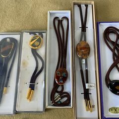 詳細不明　メーカー　材質　全て不明　ループタイ まとめ　長期家庭保管品　中古の画像