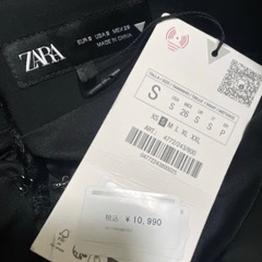 新品タグ付き未着用♡ZARAのファー付きワンピースです☺️の画像