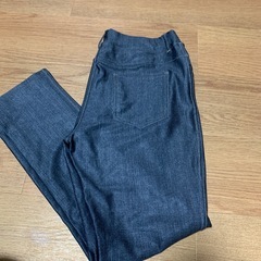 新品パンツの画像