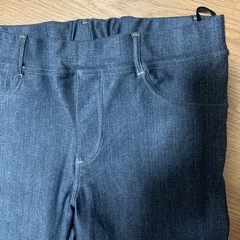 新品パンツの画像