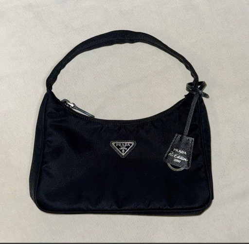 プラダ Re-Edition 2000 Re-Nylon ミニバッグ