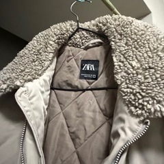 ZARA ボア襟付き 2WAY中綿ジャケット（ベスト付き）の画像