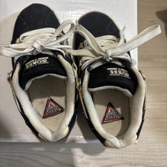 GUESS SPORTS ゲス  靴 シューズ 14cmくらい？の画像