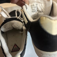 GUESS SPORTS ゲス  靴 シューズ 14cmくらい？の画像