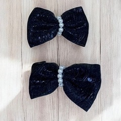 【新品】パール付き 黒リボン ヘアクリップ 2個セットの画像