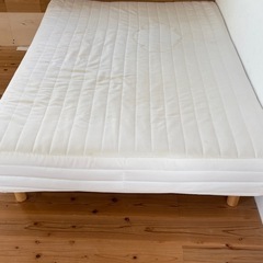 無印良品だぶるべっとダブルベッドの画像